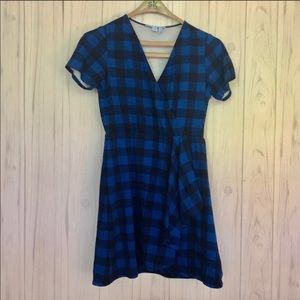 Draper James Blue Buffalo Plaid Wrap Dress M